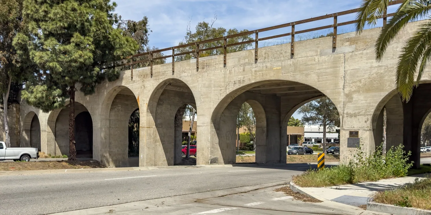 Torrance railroad bridge on Torrance Boulevard