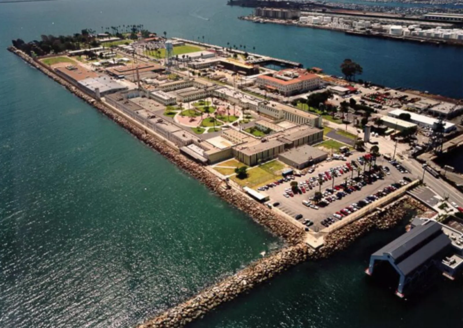 Commercial Roofing in Terminal Island, CA
